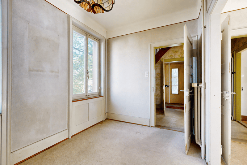 Einfamilienhaus mit Charme und Baulandreserve (7)
