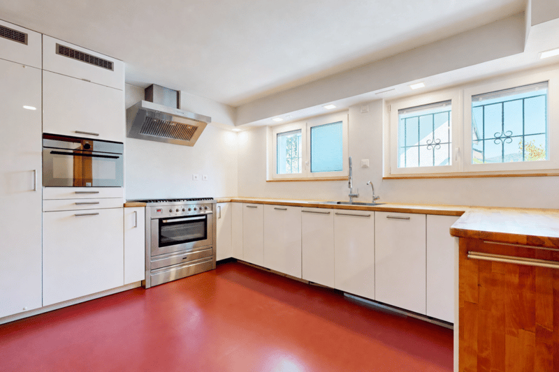 Einfamilienhaus mit vielen Annehmlichkeiten (4)