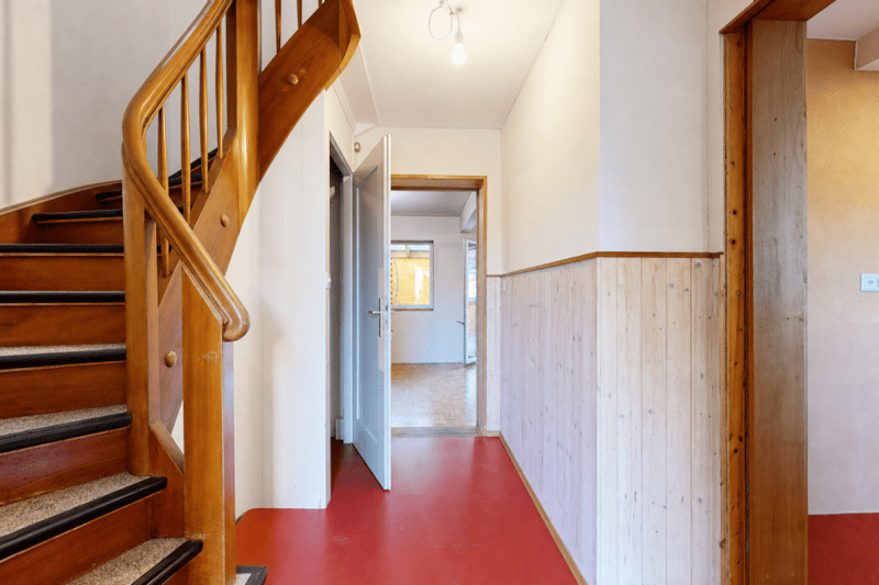Einfamilienhaus mit vielen Annehmlichkeiten (3)