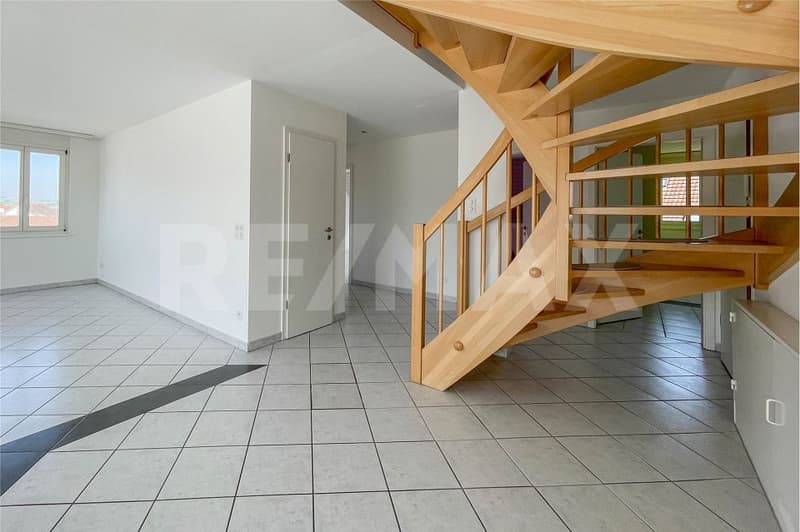 Spaziosa maisonette di 5,5 locali con 1 EHP in posizione centrale e tranquilla (7)