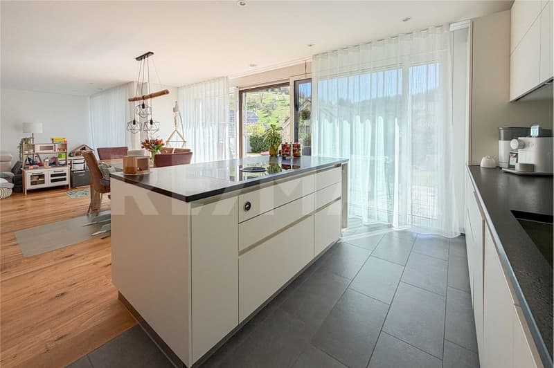 Posizione soleggiata da sogno con vista lontana, casa unifamiliare di 5,5 locali in vendita a Wintersingen (4)