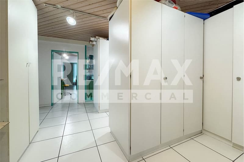 Office and commercial spaces on the attic floor (6)