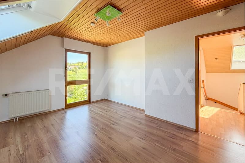 5.5-room detached house with a southern flair for sale in Magden (11)