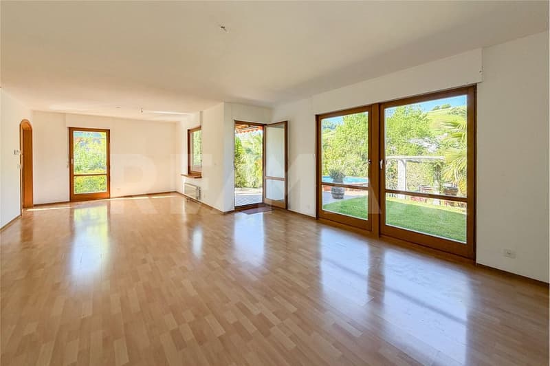 5.5-room detached house with a southern flair for sale in Magden (3)
