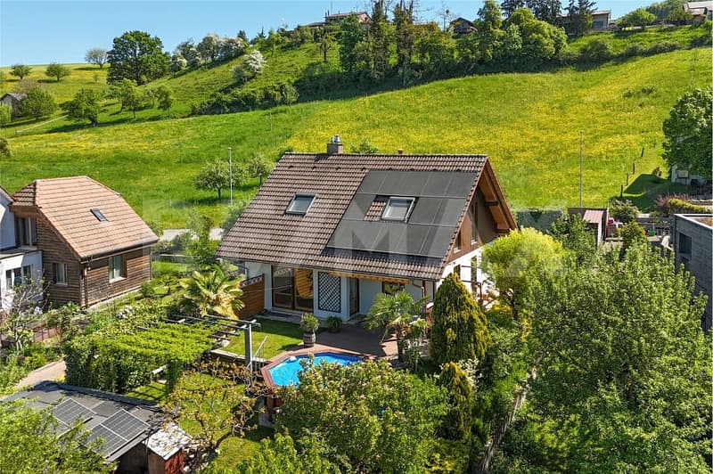 5.5-room detached house with a southern flair for sale in Magden (1)