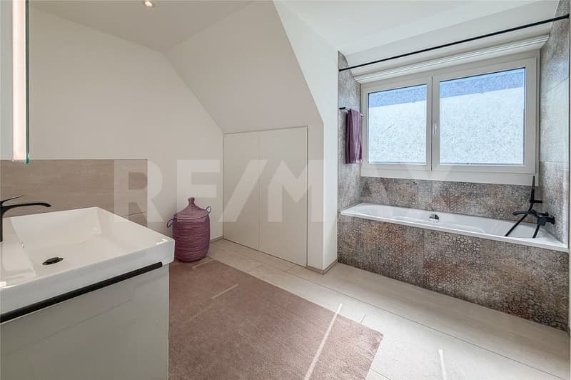 Rheinblick - Feeling like on vacation - 4.5-room maisonette apartment in Wallbach for sale (9)