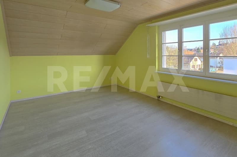 Vivere su 129 m², stanza hobby e cantina, 2 posti auto (8)