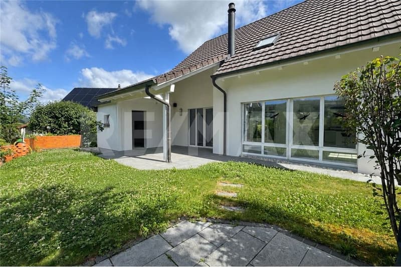 Living on the sunny slope of Zuzgen (10)