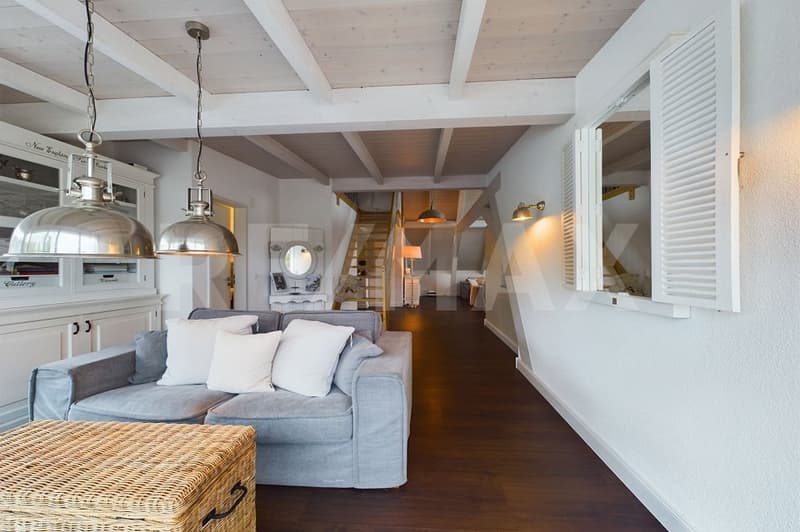 Rarität - Traumwohnung mit grosser Dachterrasse (4)