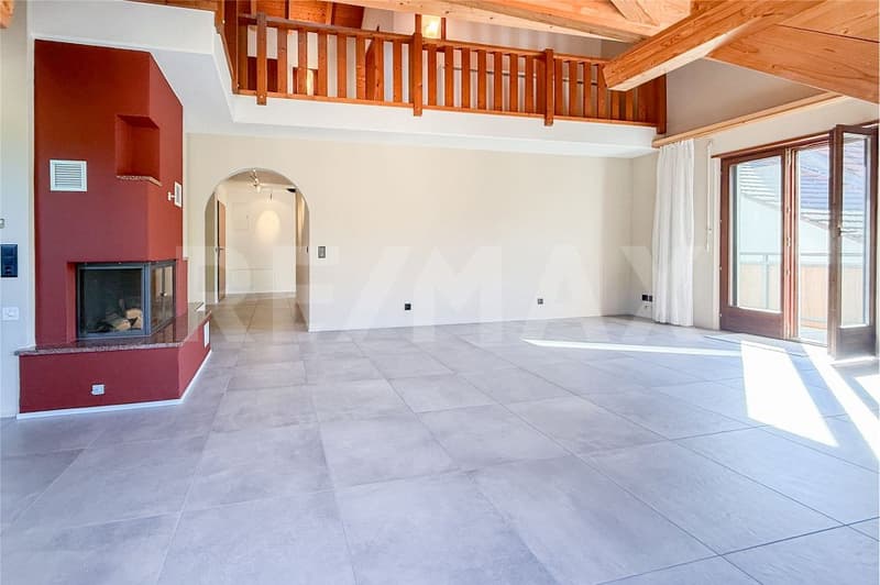 Hochwertig modernisierte Maisonette mit viel Komfort und Raum im Zentrum von Obermumpf zu verkaufen (3)
