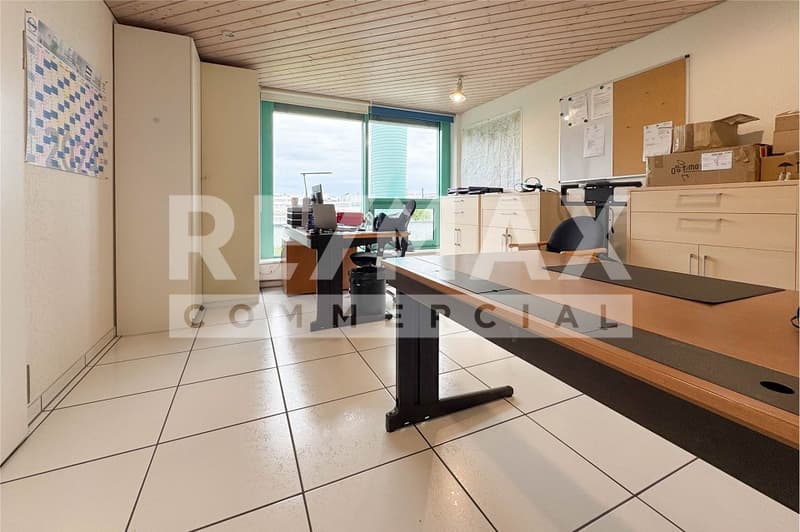 Büro- und Gewerberäume im Attikageschoss (8)