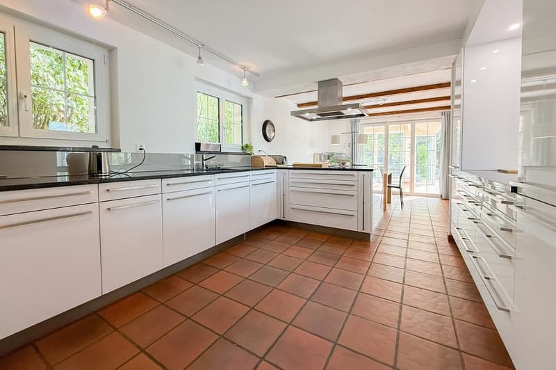 Grosszügiges 5.5 Zimmer-Familienhaus mit Garten und viel Privatsphäre (3)