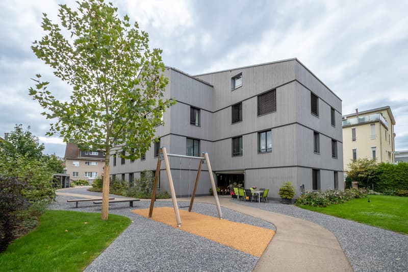 in einem ruhigen und zentralen Wohnquartier gelegen
