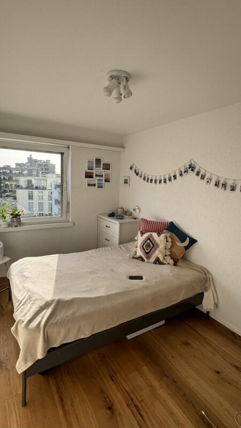 Schlafzimmer 1
