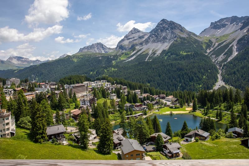Appartamento di 3 locali ristrutturato di recente nel centro di Arosa (1)