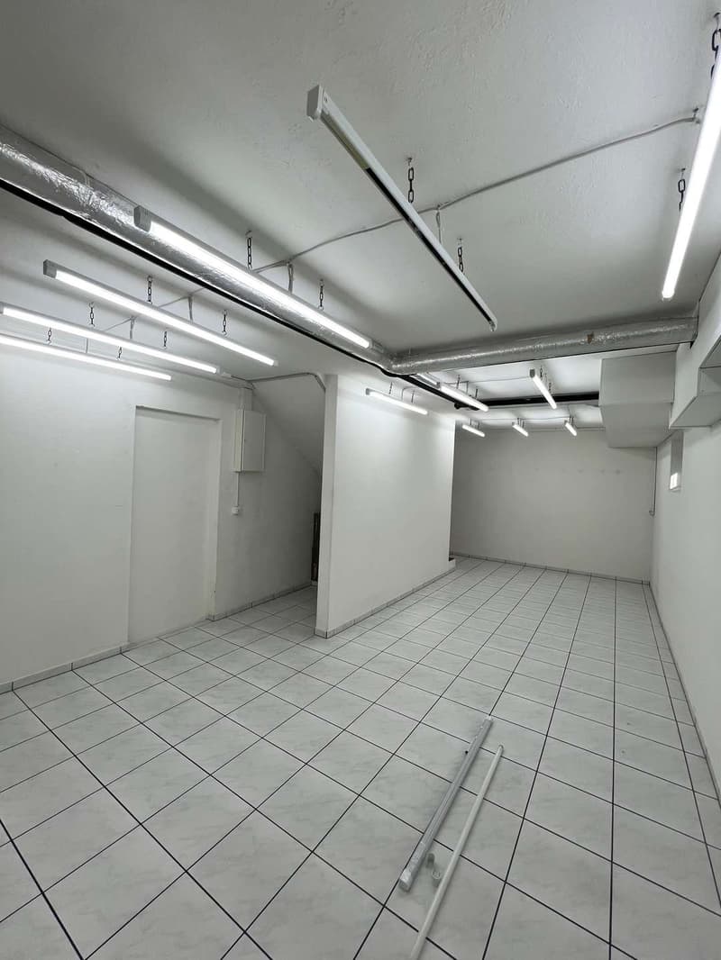 Ladenfläche unten 2
