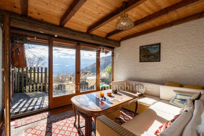 Brissago - Affascinante rustico di 3.5 locali in posizione soleggiata von vista lago da sogno (4)