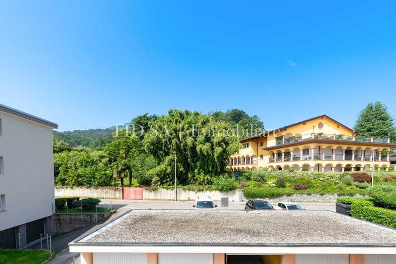 LOSONE - Grosszügige 3.5-Zimmer-Wohnung in ruhigem Wohnquartier (10)