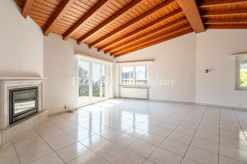 Casa indipendente in splendida posizione collinare - natura, sole e privacy (5)