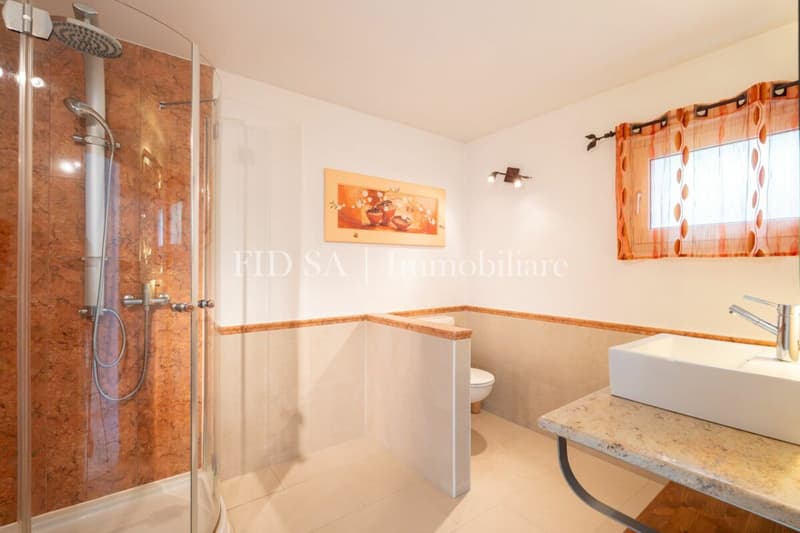 Casa indipendente in splendida posizione collinare - natura, sole e privacy (12)