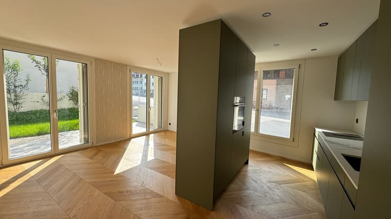 2.5-Zimmer-Wohnung mit grossem Sitzplatz in attraktivem Neubau (3)