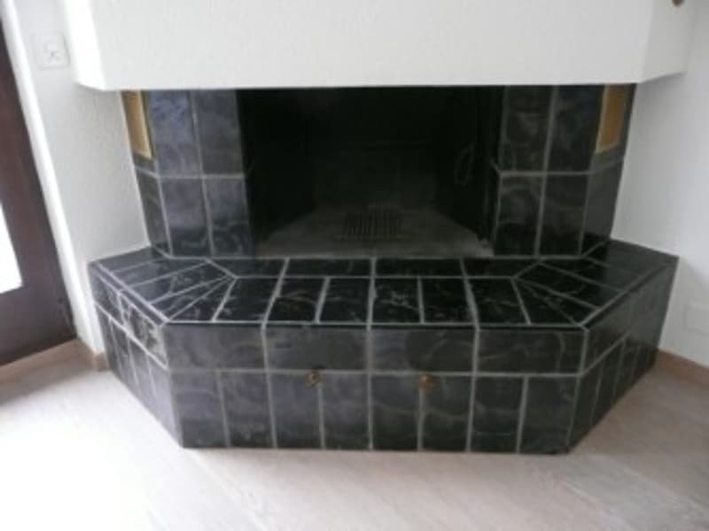 Charmant appartement 2.5 pièces avec balcon et cheminée à Liestal (2)