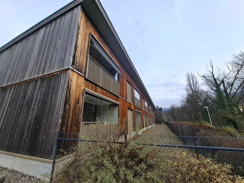 Moderne 2.5-Zimmer-Wohnung mit Balkon in Grellingen (12)
