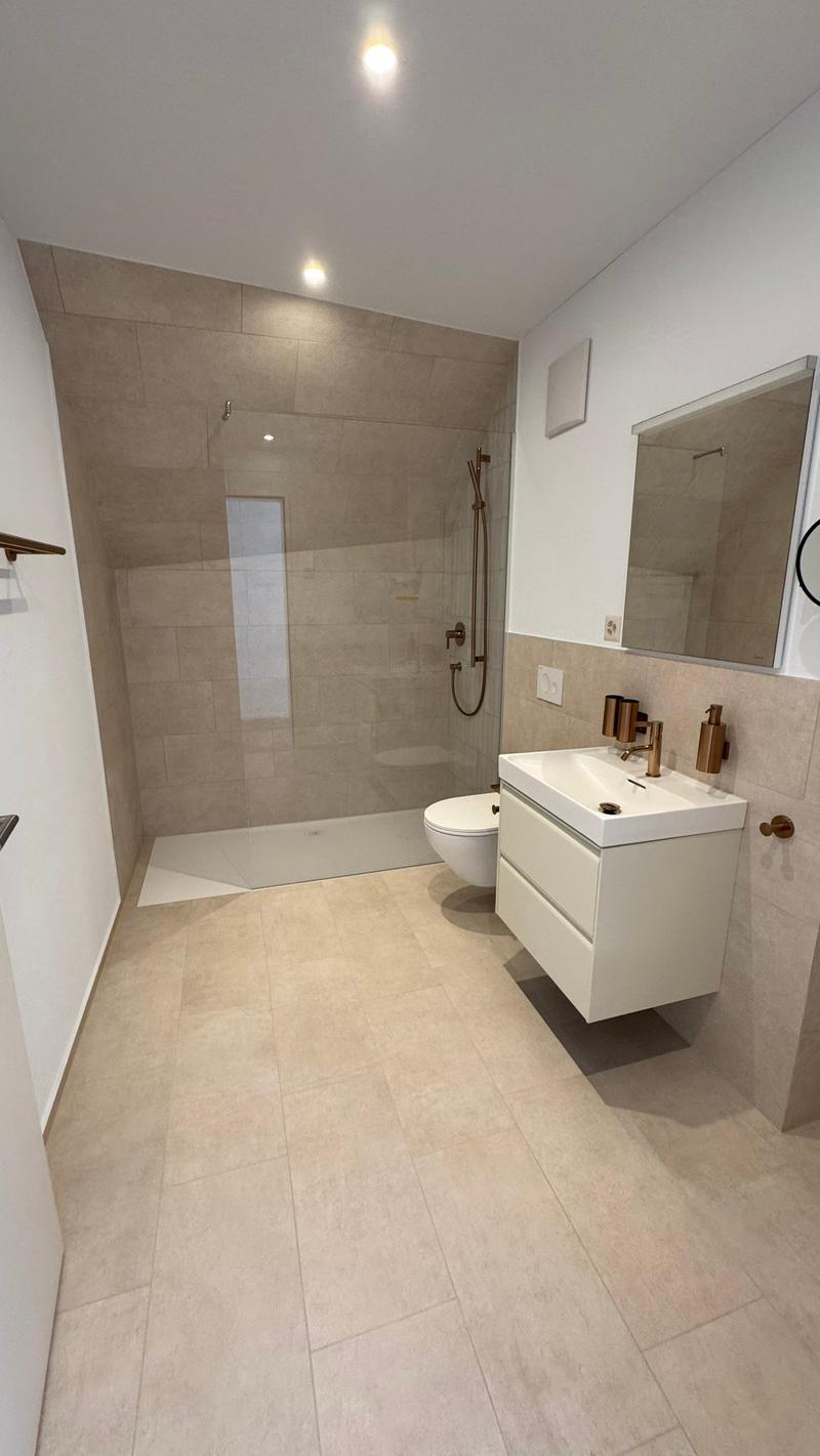 Moderne 3.5-Zimmer-Wohnung in einem Neubau (5)
