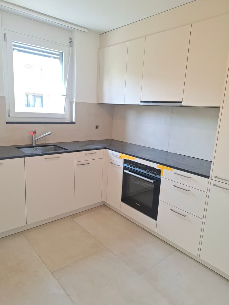 Helle 3.5-Zimmer-Wohnung mit 2 Balkone (1)
