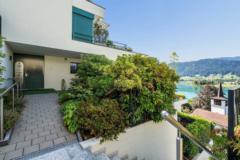 Ein Zuhause mit Aussicht grosszügige Terrasse & Ägeriseeblick (9)