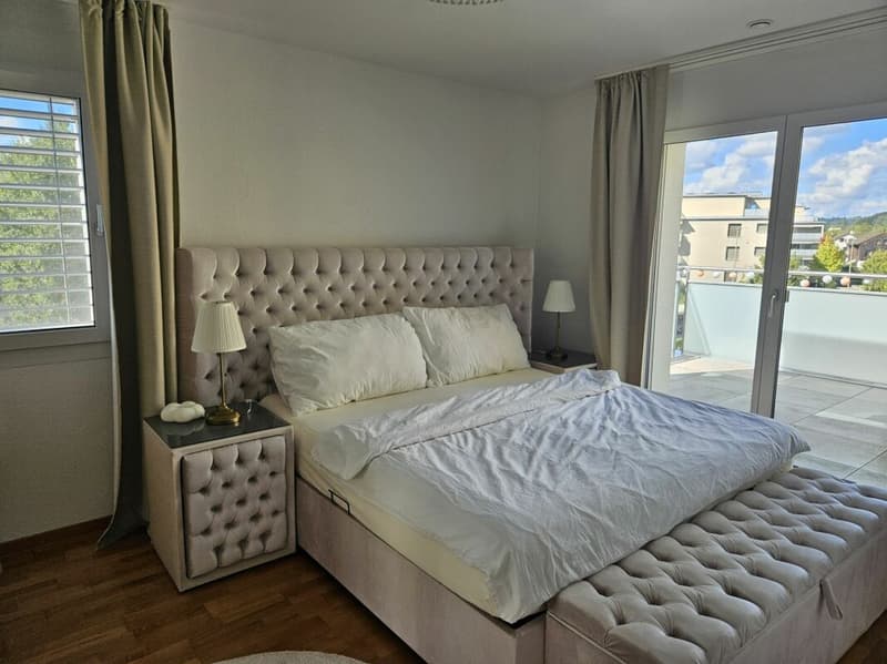 Exklusive 3.5 Zimmer Attika-Wohnung im Eigentumsstandard mit 2 Terrassen (7)