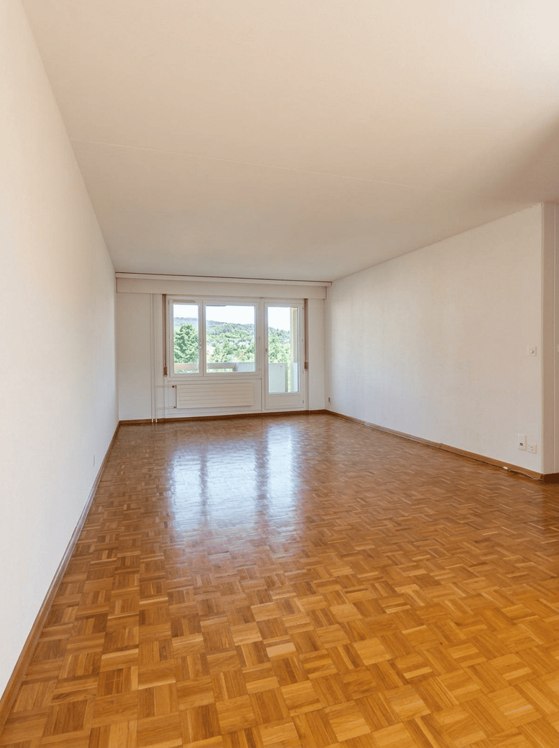Appartamento di 5 locali luminoso in una posizione centrale e tranquilla a Zürich-Albisrieden (7)