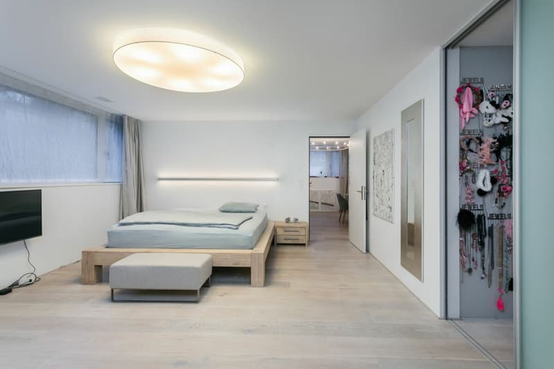 Exclusive 5.5-room apartment with garden seating in the city of Zurich (8)