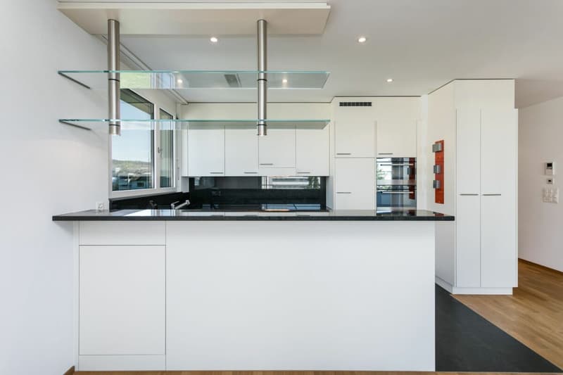 Appartement de 4,5 pièces ensoleillé dans un emplacement central (5)