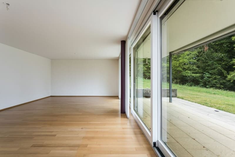 Charmante 3.5-Zimmer-Gartenwohnung mit viel Privatsphäre in der Stadt Zug (3)