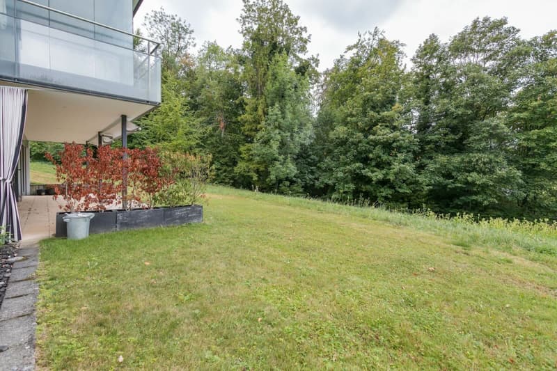 Charmante 3.5-Zimmer-Gartenwohnung mit viel Privatsphäre in der Stadt Zug (10)
