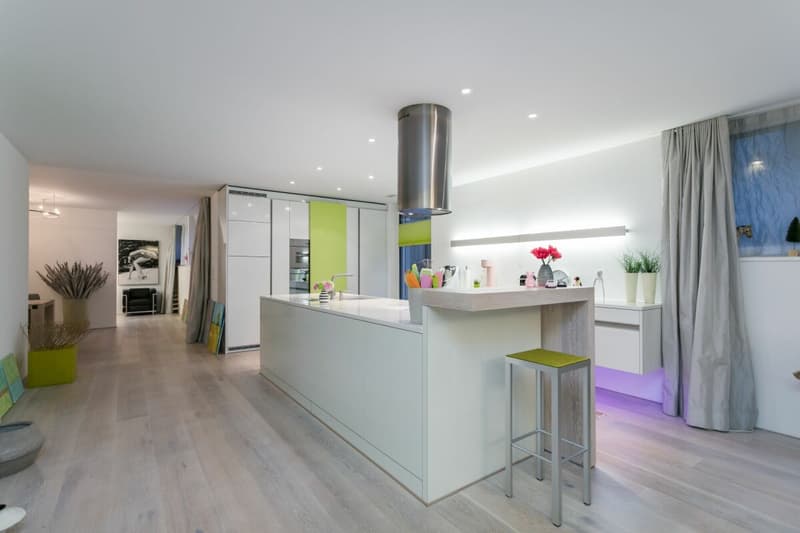 Exklusive 5.5-Zimmer-Wohnung mit Gartensitzplatz in der Stadt Zürich (3)