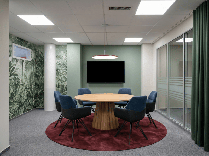 Travaillez intelligemment à Regensdorf - espaces de bureau modernes incl. zone communautaire (2)
