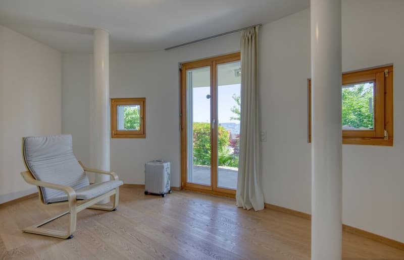 6.5-Zimmer-Haus mit Weitblick über den Zürichsee (16)