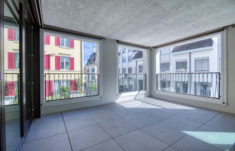 Appartement moderne 3.5 pièces avec loggia en centre-ville (2)