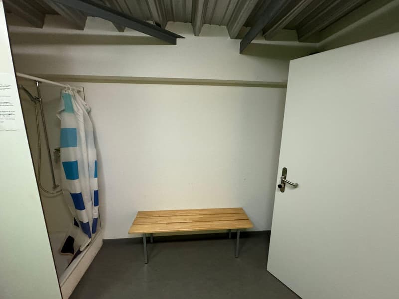 Spazio di magazzino in affitto a Lausen (5)