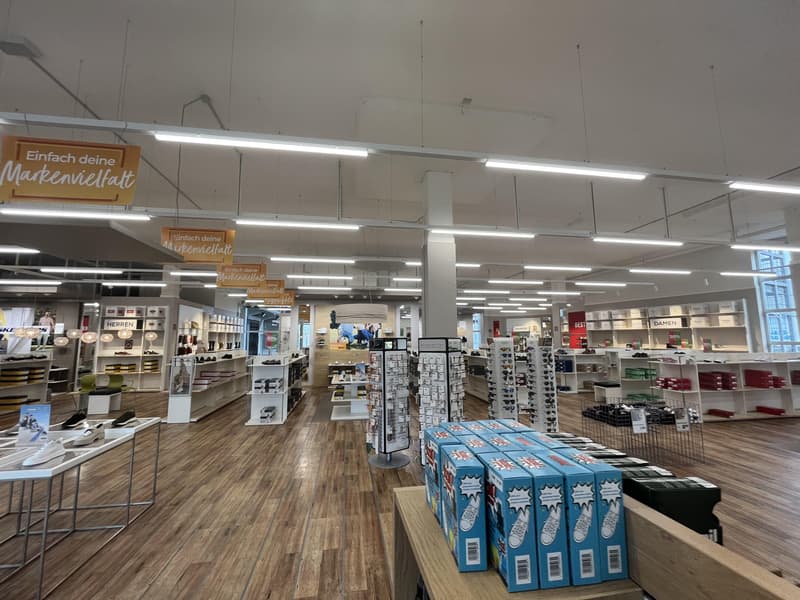 Attractive retail space, directly on the highway in Dierikon LU (5)