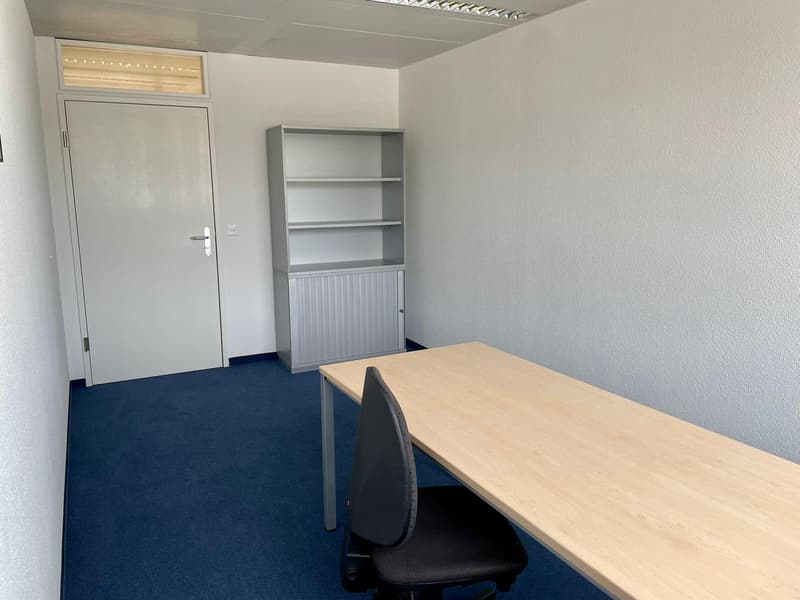 Commercial space for rent in Baar (6)