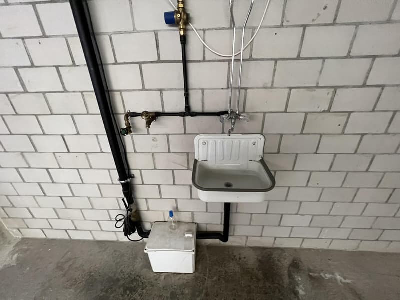Warehouse space for rent in Niederhasli (11)
