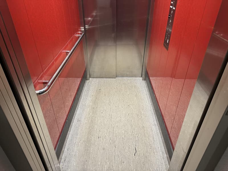 Loyer attractif pour une surface spacieuse à Lausen incluant 1 mois de loyer gratuit (12)