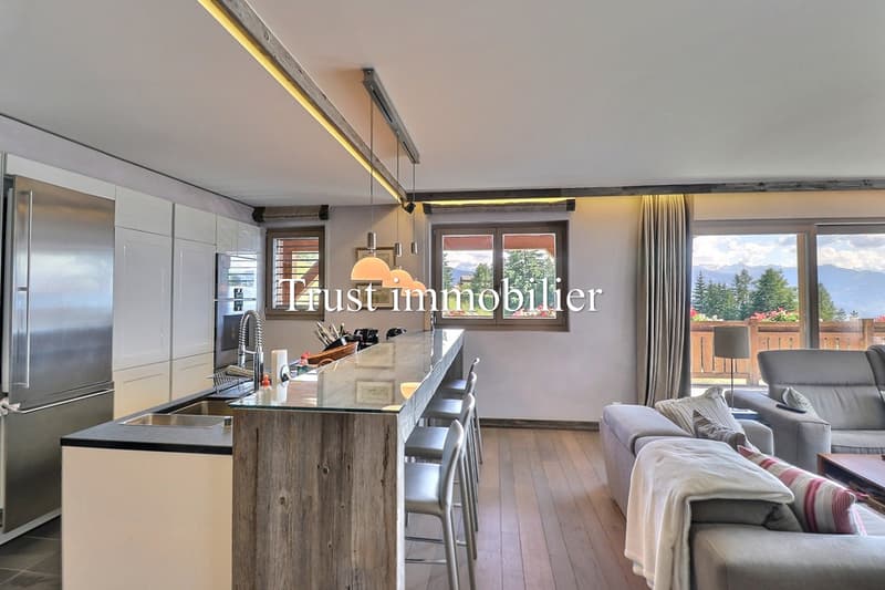 4014. Luxe et confort pour ce 4.5 pièces avec vue imprenable /EI4218 (7)