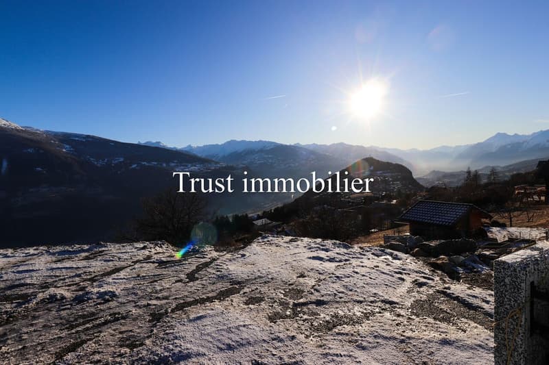 8000. Vue panoramique / Parcelle à vendre à Sergnou / Crans-Montana (3)