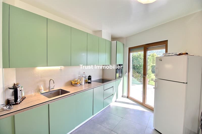 VESSY : VILLA D'ARCHITECTE RÉNOVÉE AVEC VUE SALEVE (7)