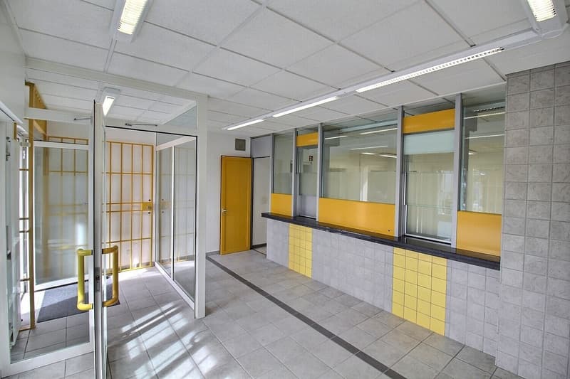 7003. Commercial / Offices in the center Chermignon d'en Haut (5)