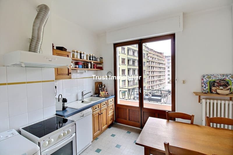 4048. Appartement lumineux de 77 m² au coeur d'Annecy (6)